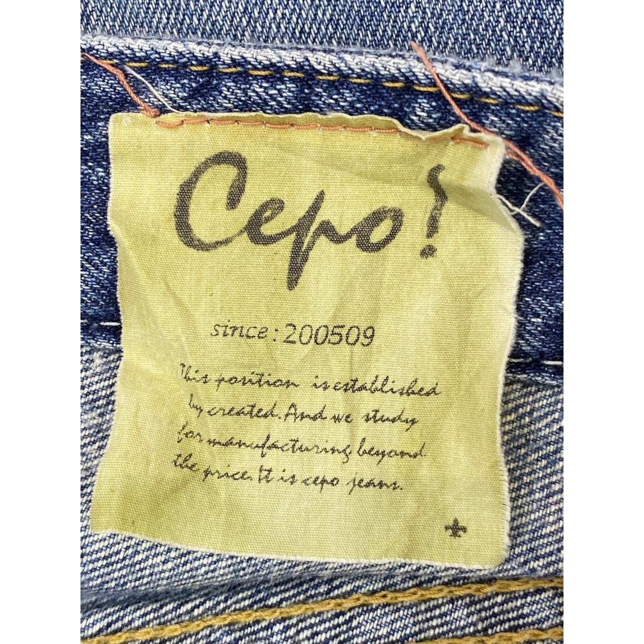 Japanese Brand Japanese Brand Faded Blue Wash Style Loose Jeans Size US 30 / EU 46 - 9 Thumbnail