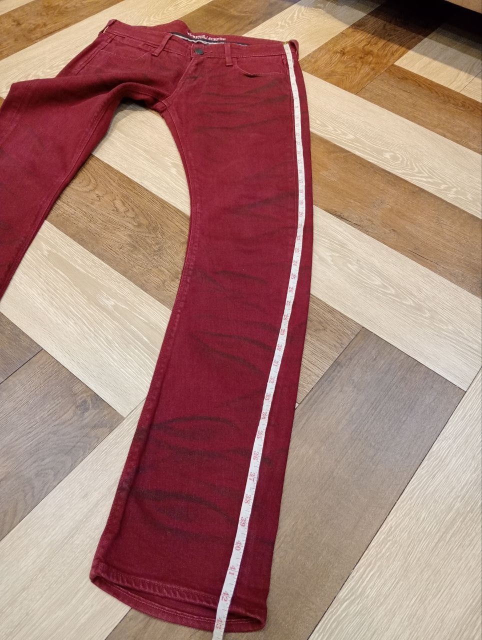 Murder License MURDER LICENSE MAROON MUDWASH WHISKER FADE CURVE JEANS Size US 33 - 17 Thumbnail