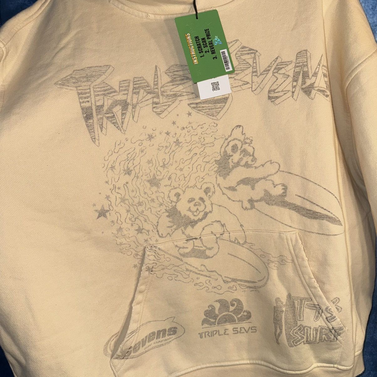 TRIPLE SEVENS Triple Sevens Surf Bear Graphic beige Hoodie Pullover Size US M / EU 48-50 / 2 - 3 Thumbnail