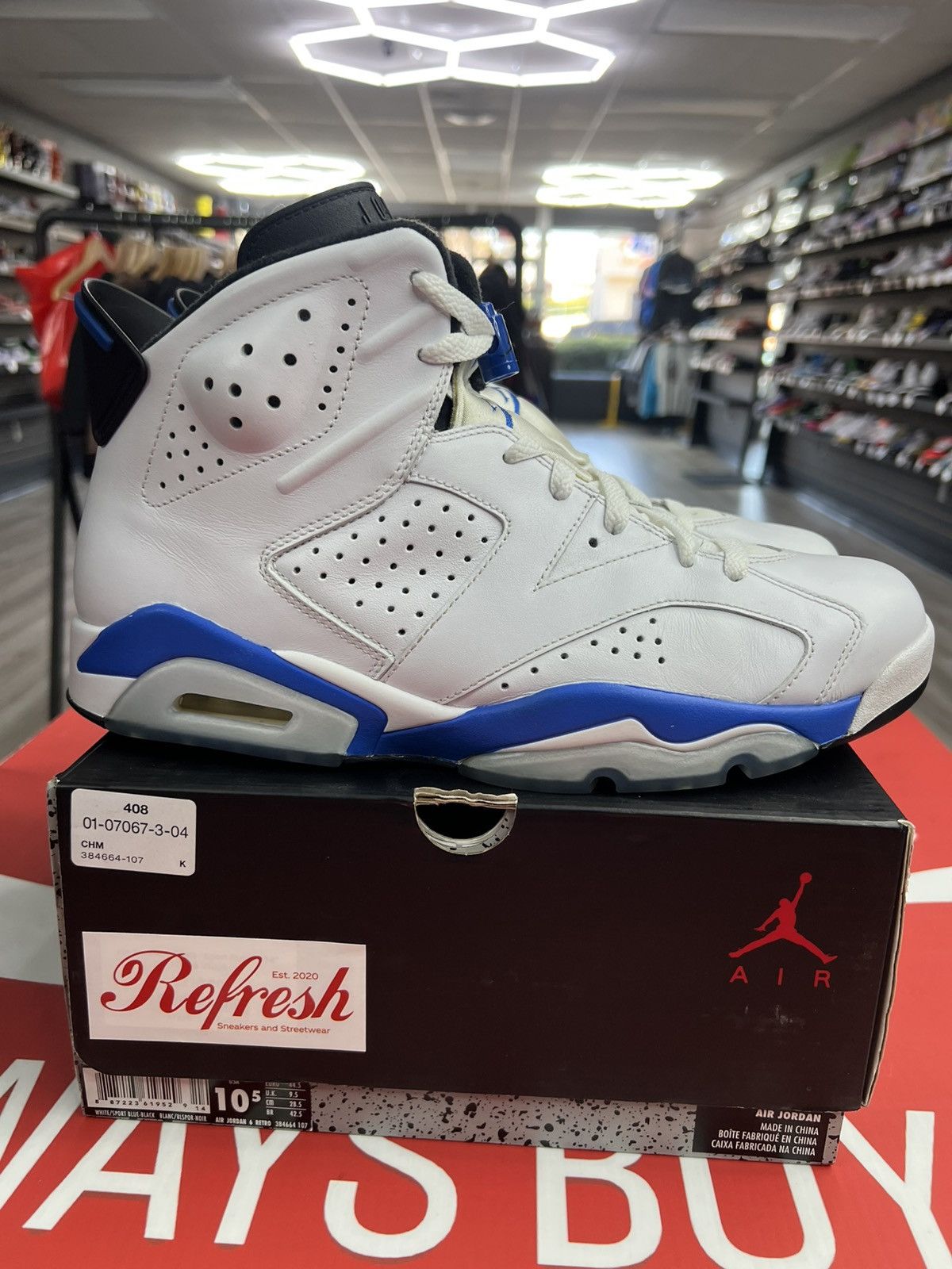 Jordan Brand Air Jordan 6 Sport Blue Size 10.5 Size US 10.5 / EU 43-44 - 1 Thumbnail