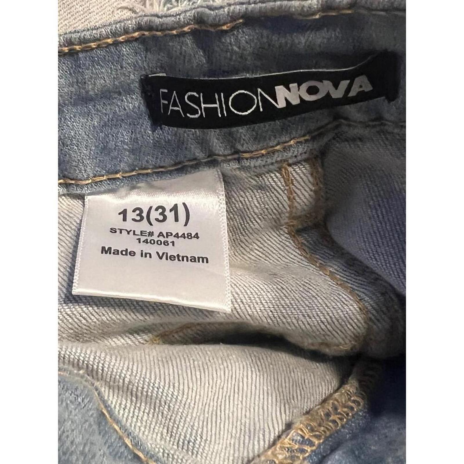 Fashion Nova FASHIONNOVA Jeans 13(31) Light Wash Distressed High Waisted Size 31" - 7 Thumbnail