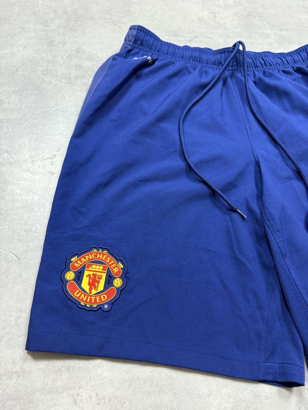 Nike Nike Manchester United 2012 Size US 33 - 3 Thumbnail