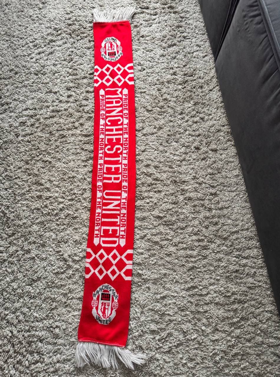 Chelsea Soccer Pride of the north Manchester United official soccer scarf Size ONE SIZE - 1 Thumbnail