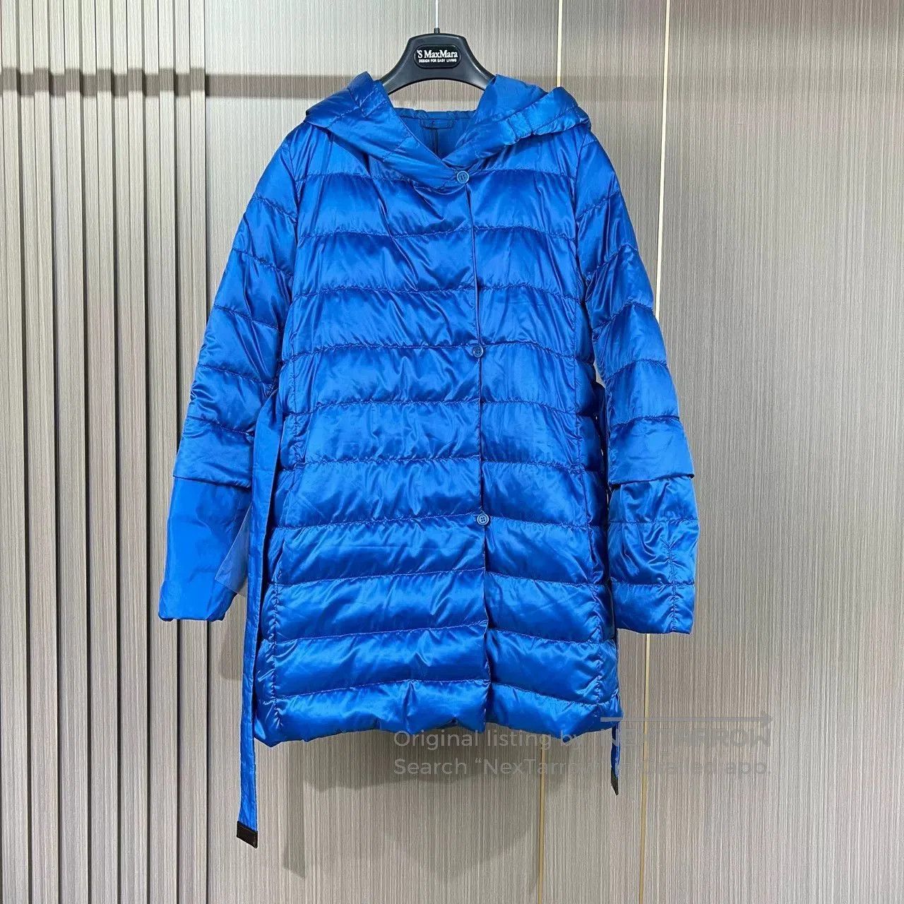 Max Mara Maxmara Down Jacket with Belt. Size XS / US 0-2 / IT 36-38 - 1 Thumbnail
