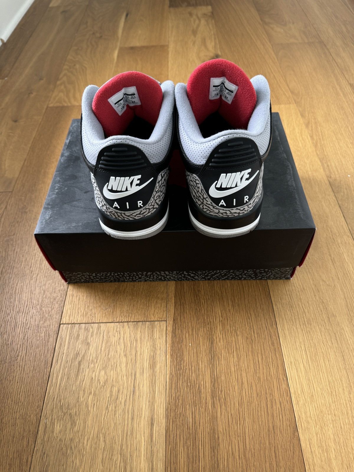 Jordan Brand × Nike AIR JORDAN 3 BLACK CEMENT OG (2018) Size US 11.5 / EU 44-45 - 5 Thumbnail