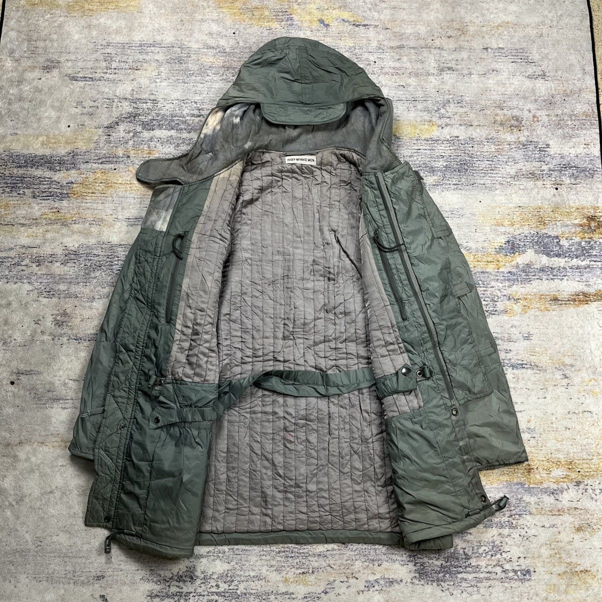 Issey Miyake Issey Miyake men gasmask jacket Size US L / EU 52-54 / 3 - 13 Thumbnail