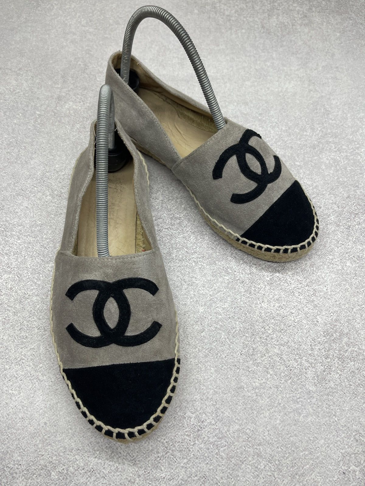Chanel Women Chanel Espadrilles Shoes Gray/Black Made in Spain Size US 9 / IT 39 - 3 Thumbnail