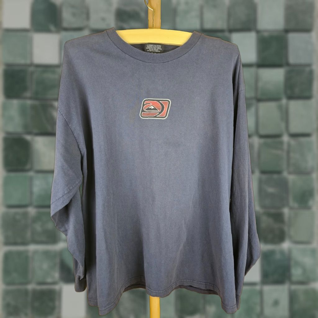 Quiksilver VINTAGE Quiksilver Surf Surfing Skate Long Sleeve T-Shirt XLARGE Mens Blue Slim 24 25 28 Inch 90s Size US XL / EU 56 / 4 - 1 Thumbnail
