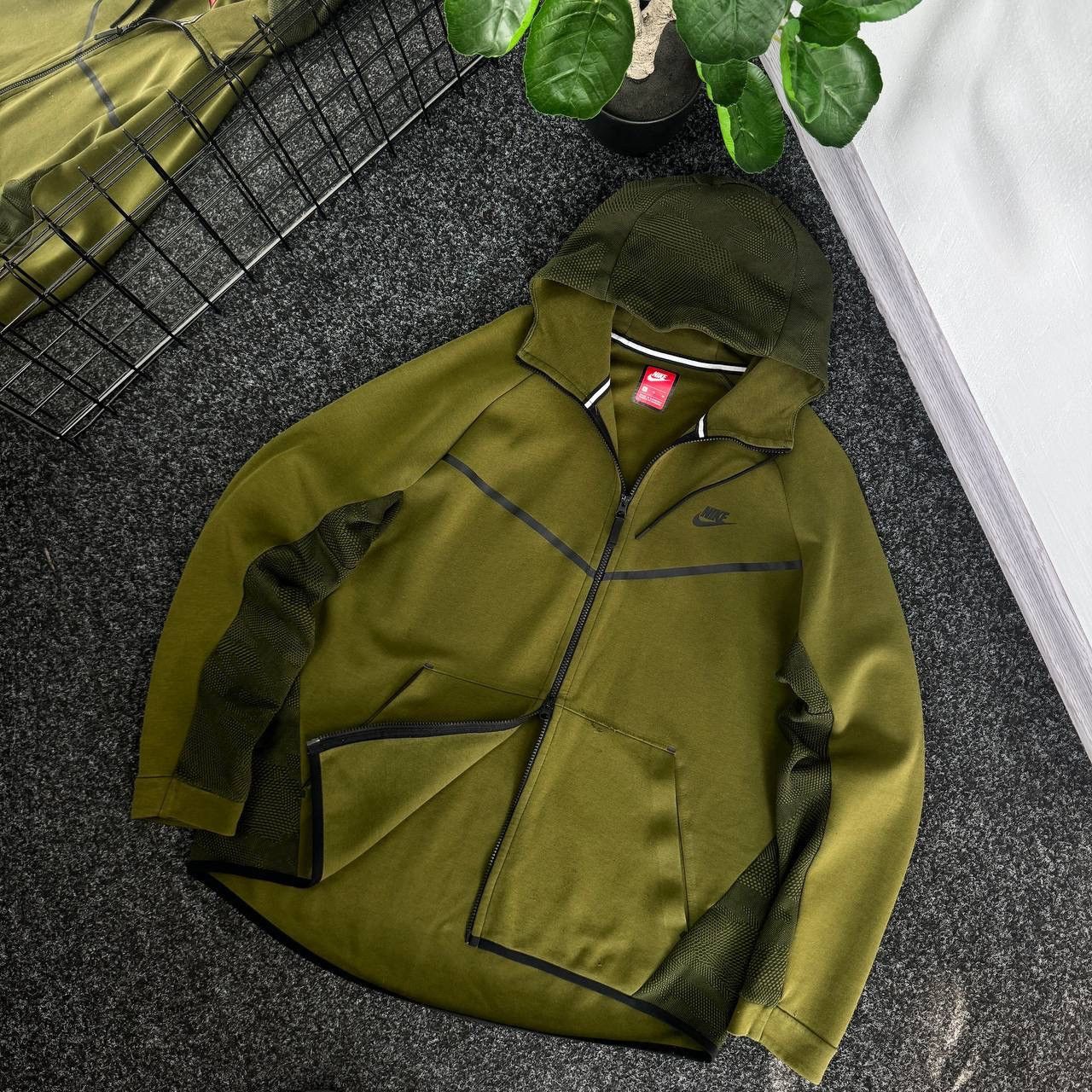Nike Nike tech fleece zip hoodie techwear skater drill Size US XL / EU 56 / 4 - 2 Thumbnail