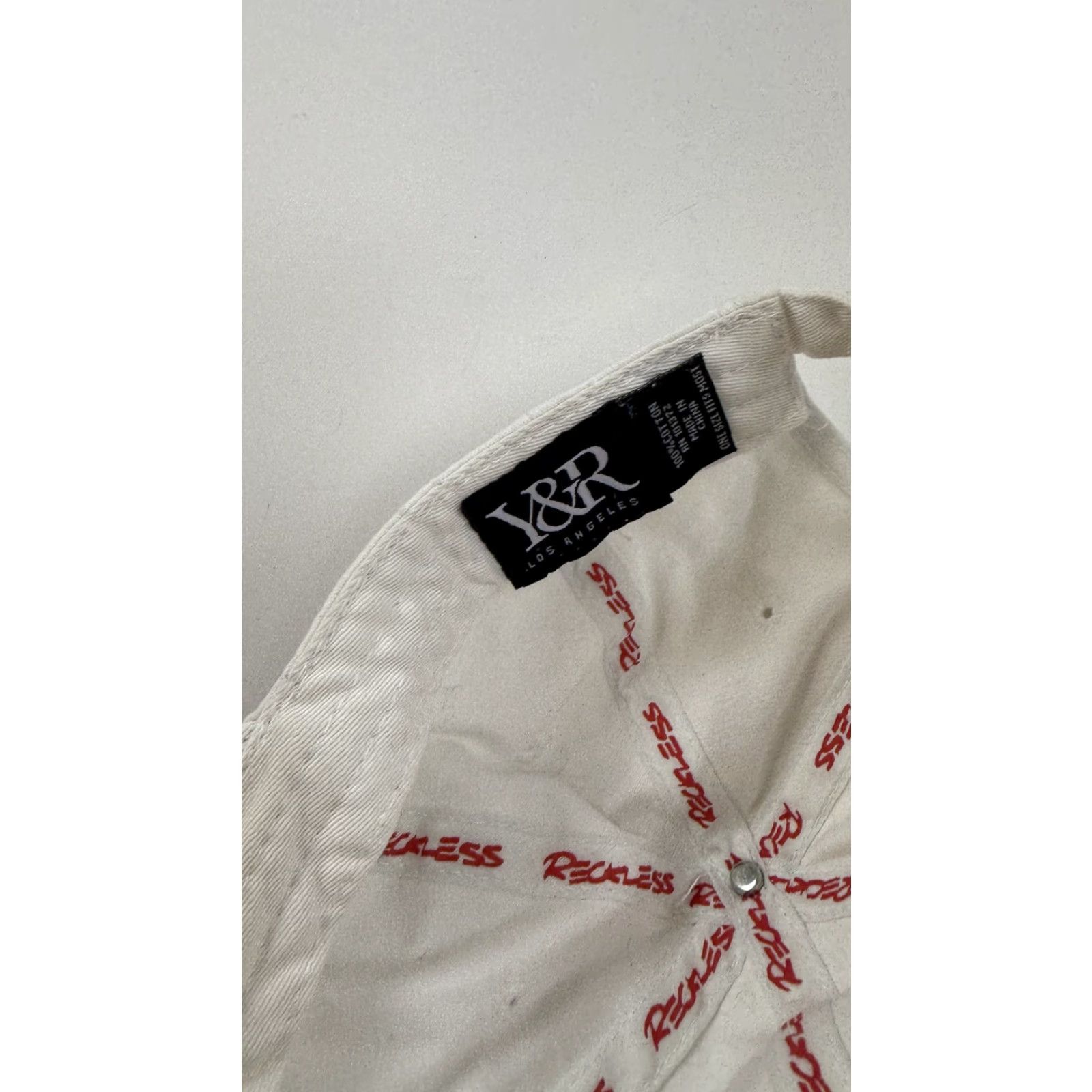 Vintage Young & Reckless Hat Cap Strap Back White Embroidered Flower Mens One Size Adjustable Size ONE SIZE - 3 Thumbnail