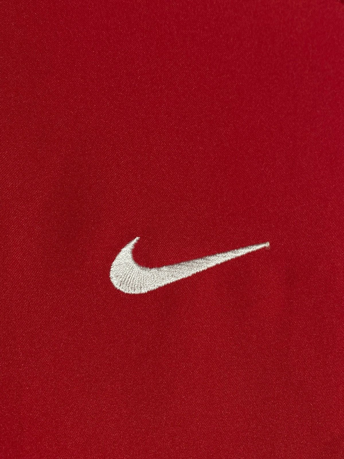 Nike Vintage Nike Manchester United 2004 Vodafone Soccer Jersey Size US M / EU 48-50 / 2 - 5 Thumbnail