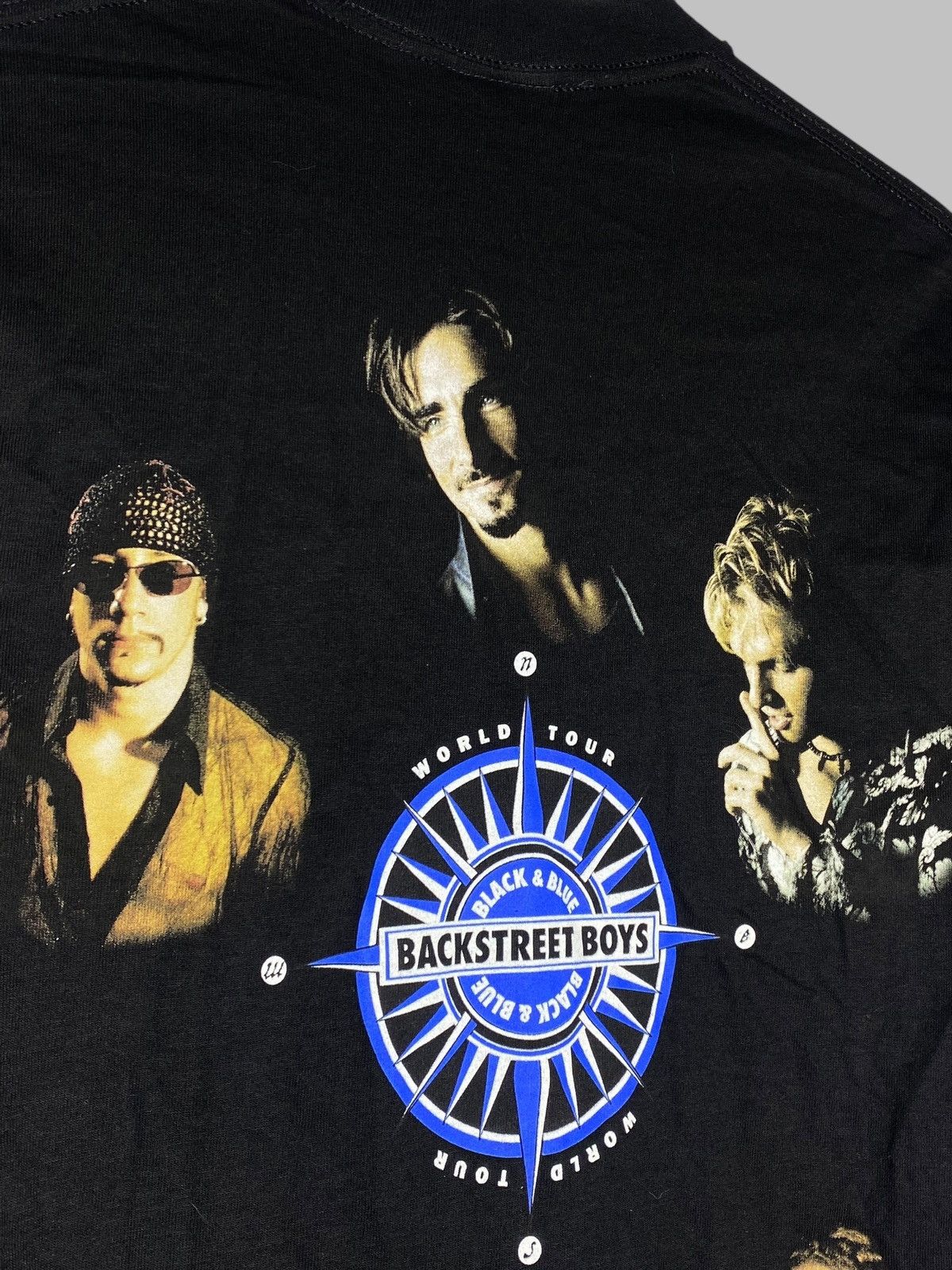 Band Tees Vintage 2001 Backstreet Boys - Black & Blue Tour T-Shirt Size US S / EU 44-46 / 1 - 12 Thumbnail