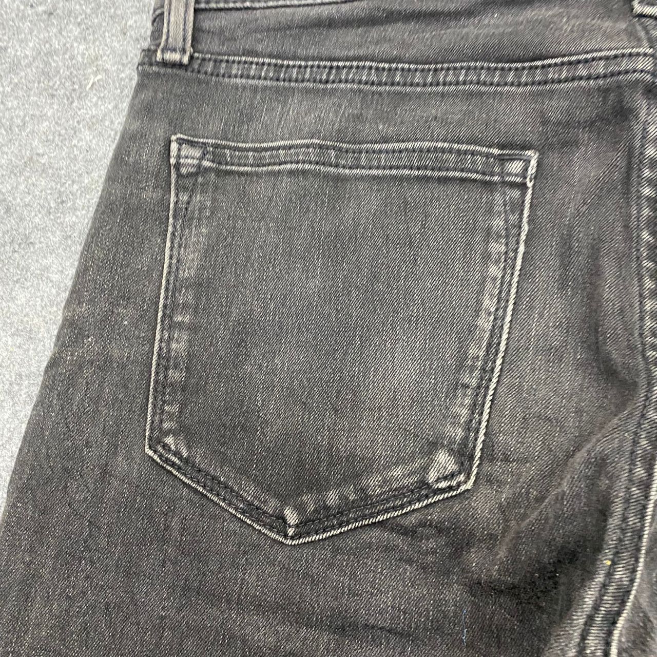 Uniqlo 💥Best Offer💥Vintage Uniqlo Jeans Distressed Denim Size US 34 / EU 50 - 12 Thumbnail