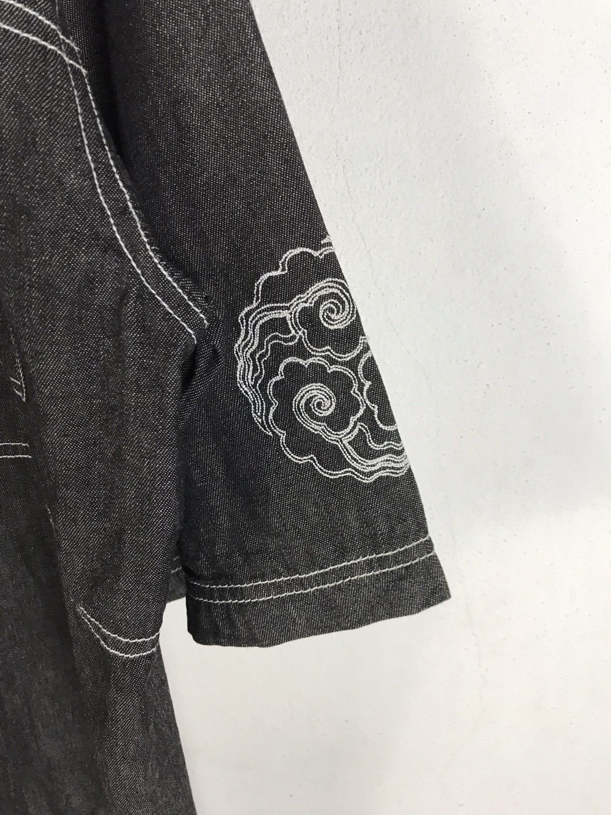 Kansai Yamamoto Vintage Kansai Man Kanji Embroidery Denim Shirt Size US L / EU 52-54 / 3 - 6 Thumbnail
