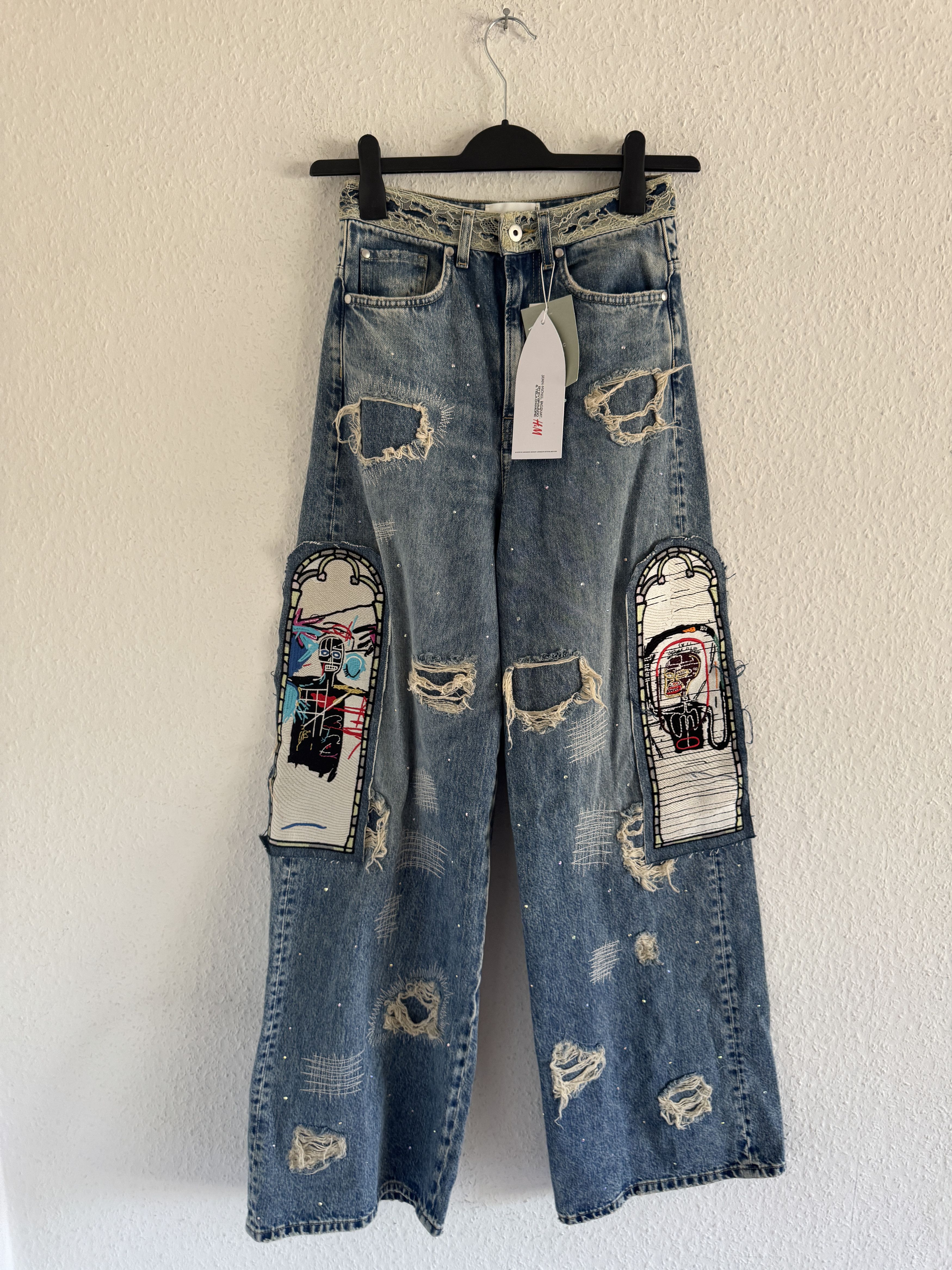 H&M × Jean-Michel Basquiat × Who Decides War Distressed rhinestone graphic jeans Size US 27 - 1 Thumbnail