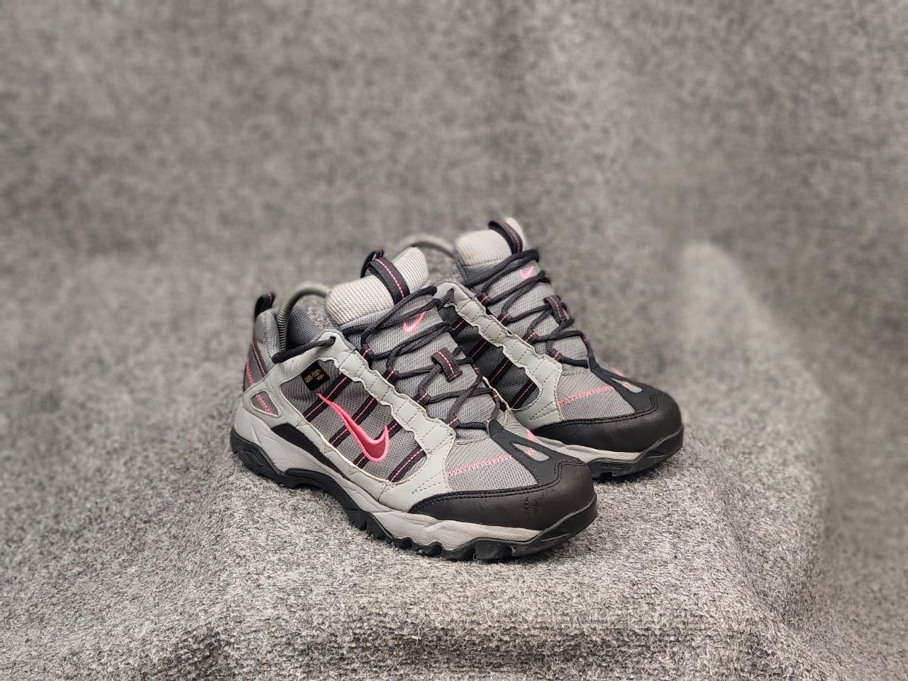 Nike ACG Vintage Nike ACG Trac Trail Gore Tex Shoes Sneakers Outdoor Size US 7.5 / EU 40-41 - 4 Thumbnail