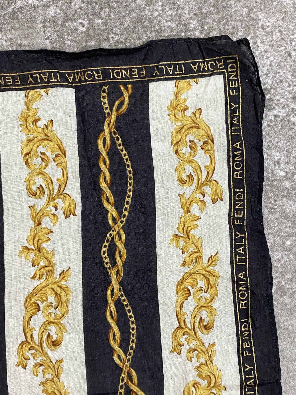 Fendi Fendi Handkerchief / Bandana / Neckerchief Size ONE SIZE - 6 Thumbnail