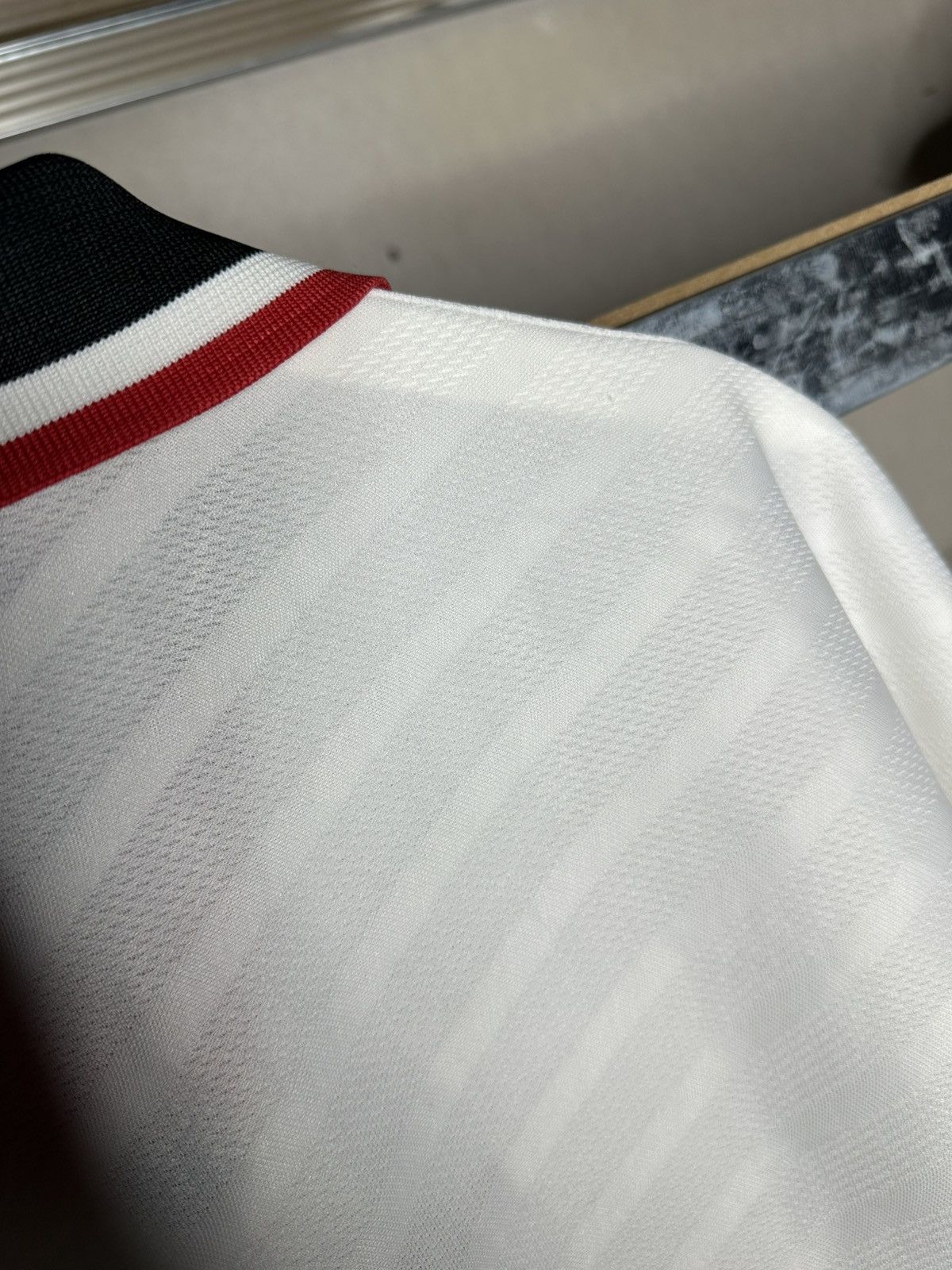 Umbro Manchester United Umbro 1996/97 Away Vintage Football Shirt Size US M / EU 48-50 / 2 - 21 Thumbnail