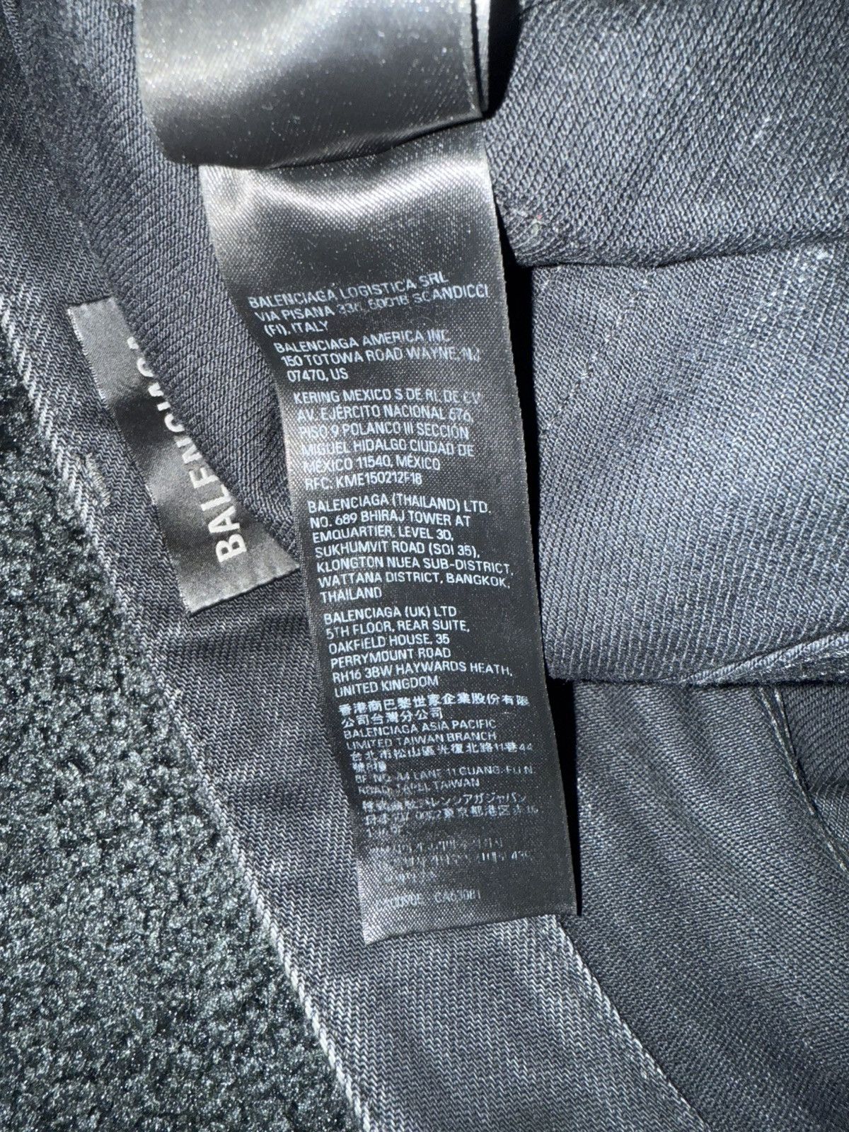 Balenciaga Balenciaga ripped mud jeans Size US 30 / EU 46 - 11 Thumbnail