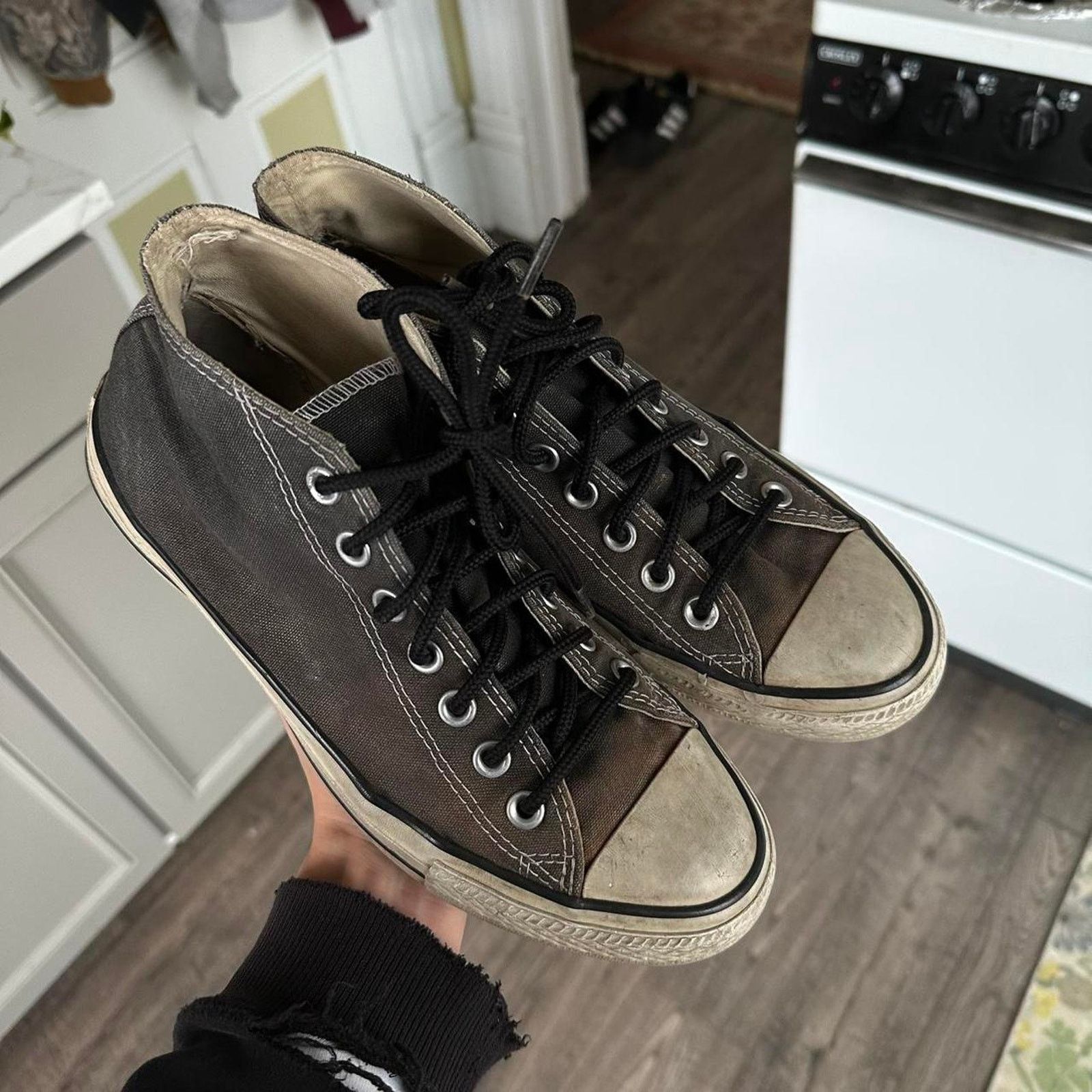 Converse Vintage 00s Y2K Converse Mid Chuck 70 Punk Emo Hi