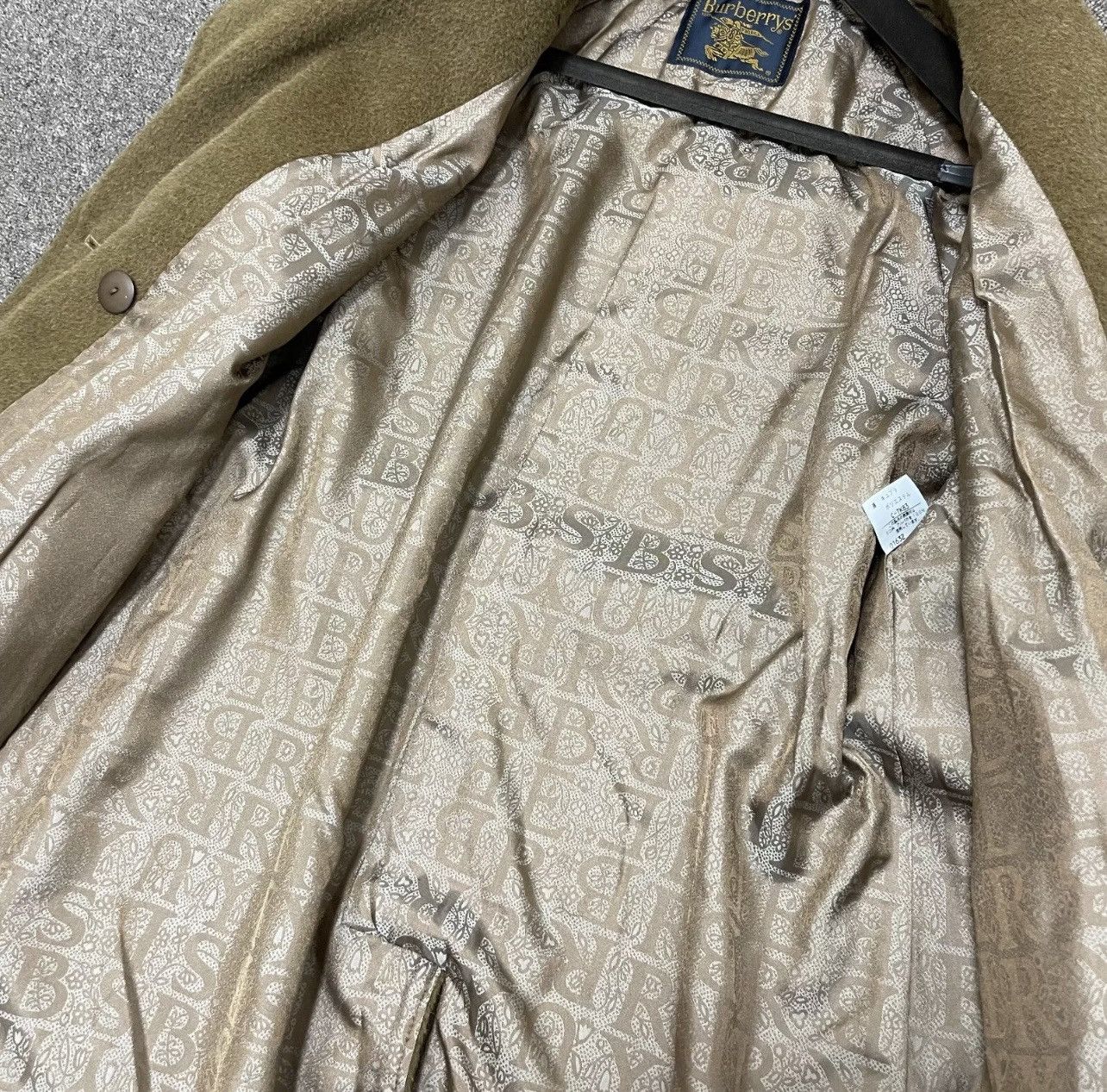 Burberry × Vintage Burberry Vintage Alpaca Wool Coat Size M / US 6-8 / IT 42-44 - 7 Thumbnail