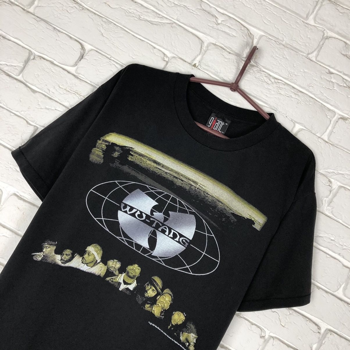 Band Tees Wutang Clan 1997 Reprint not vintage tee t shirt Size US XL / EU 56 / 4 - 2 Thumbnail