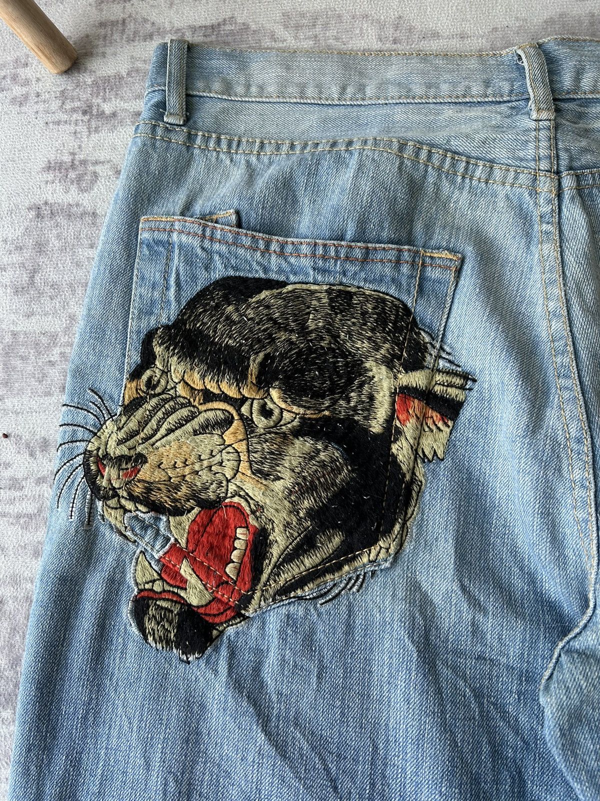 Ed Hardy 💥Ed Hardy Design Embroidery Two Tiger💥 Size US 36 / EU 52 - 8 Thumbnail