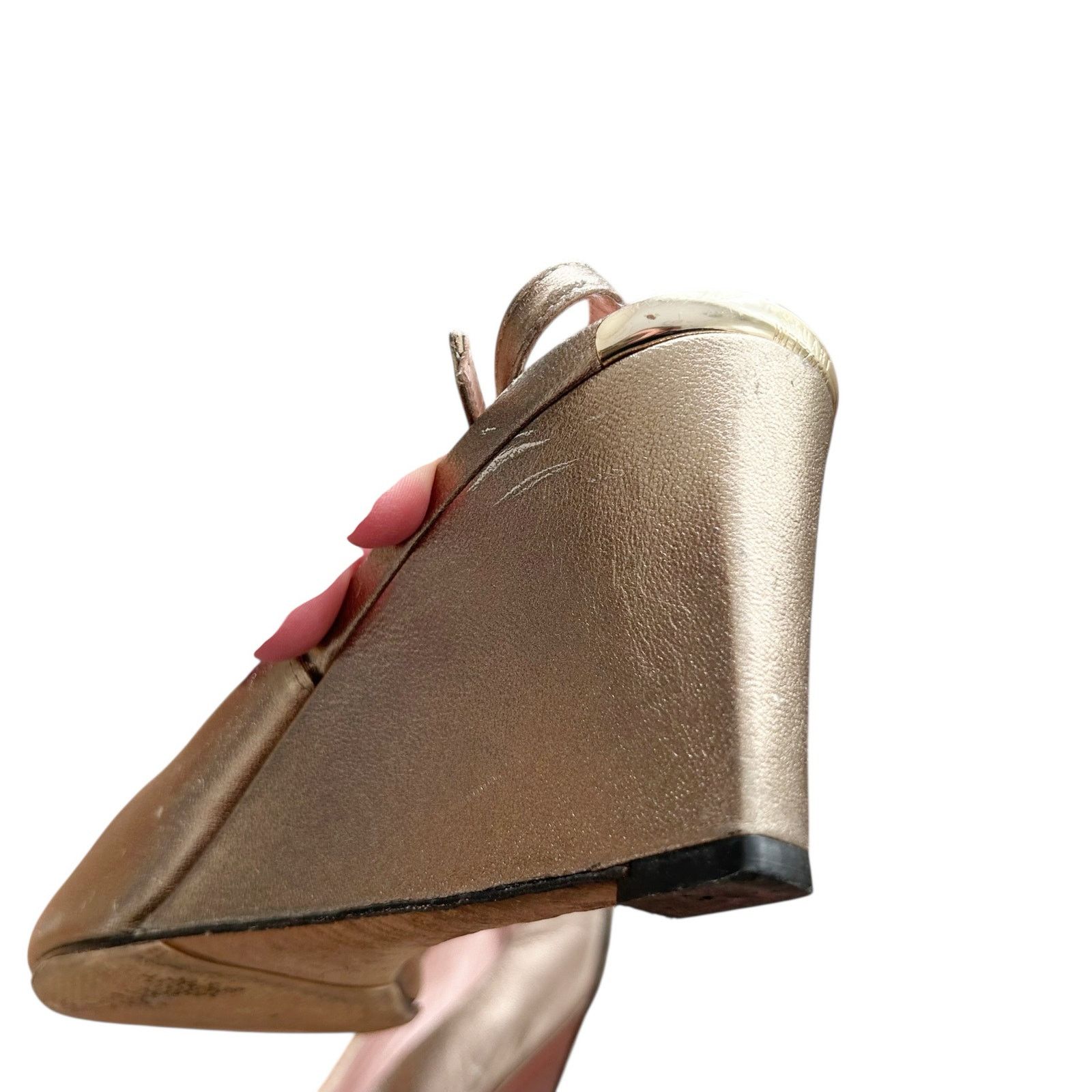 Stuart Weitzman Stuart Weitzman Gold Leather Slingback Peep Toe Wedges 9.5 Size US 9.5 / IT 39.5 - 7 Thumbnail