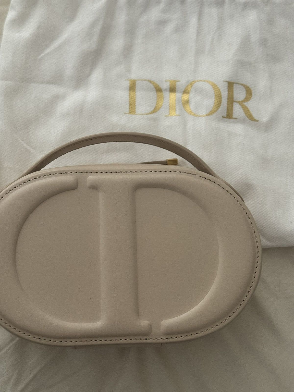 Dior Dior CD Signature Oval Camera Bag Beige Size ONE SIZE - 1 Thumbnail