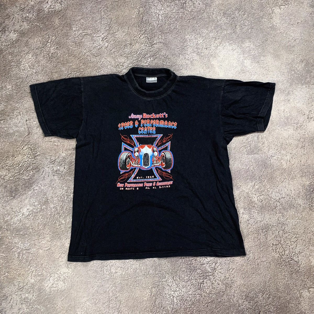Vintage Vintage Y2K Graphic Tee Rock Band Print Streetwear Cropped M Size US M / EU 48-50 / 2 - 1 Thumbnail
