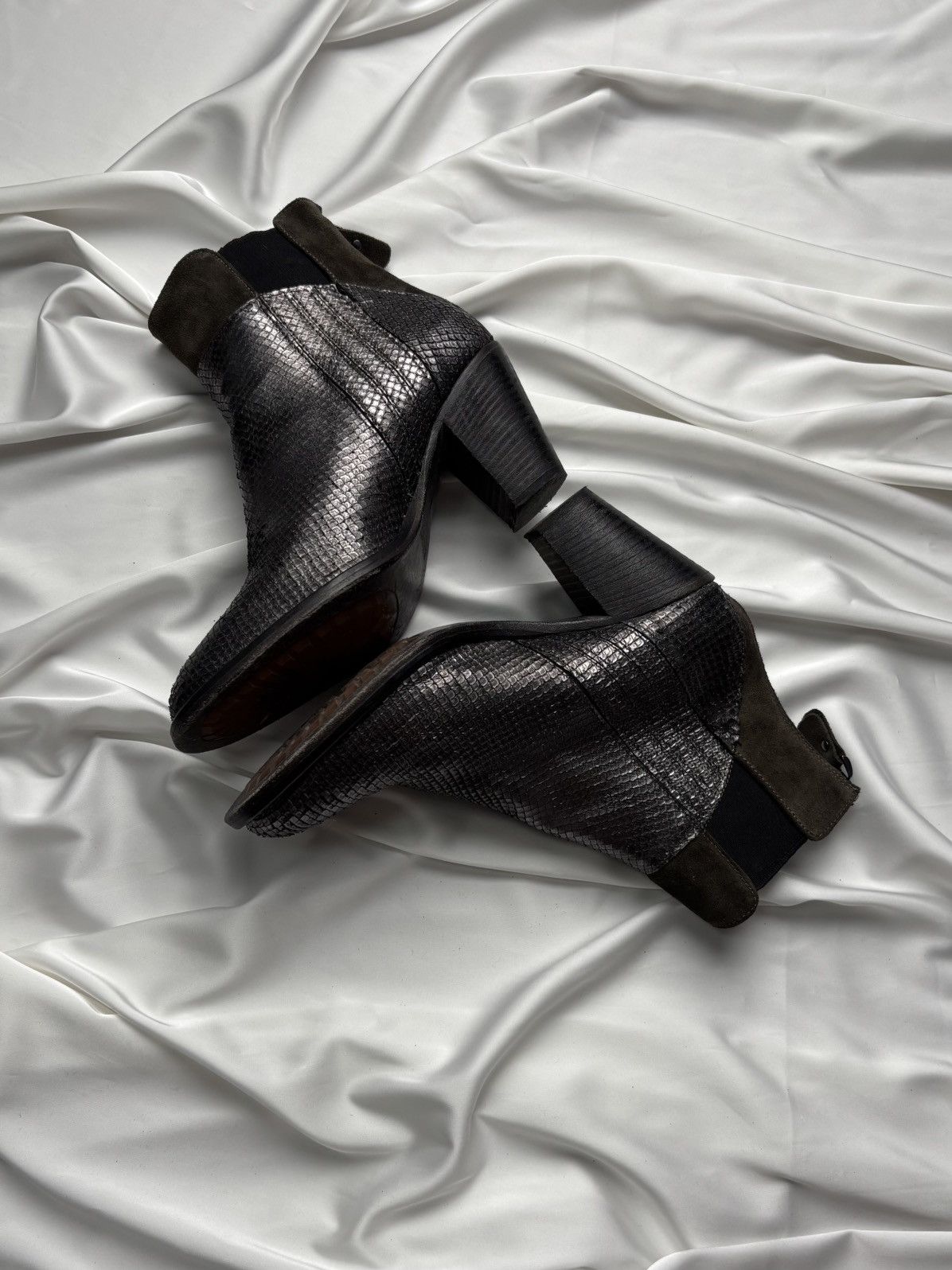 Vintage Vintage snakeskin print italian leather boots Size US 9 / IT 39 - 3 Thumbnail