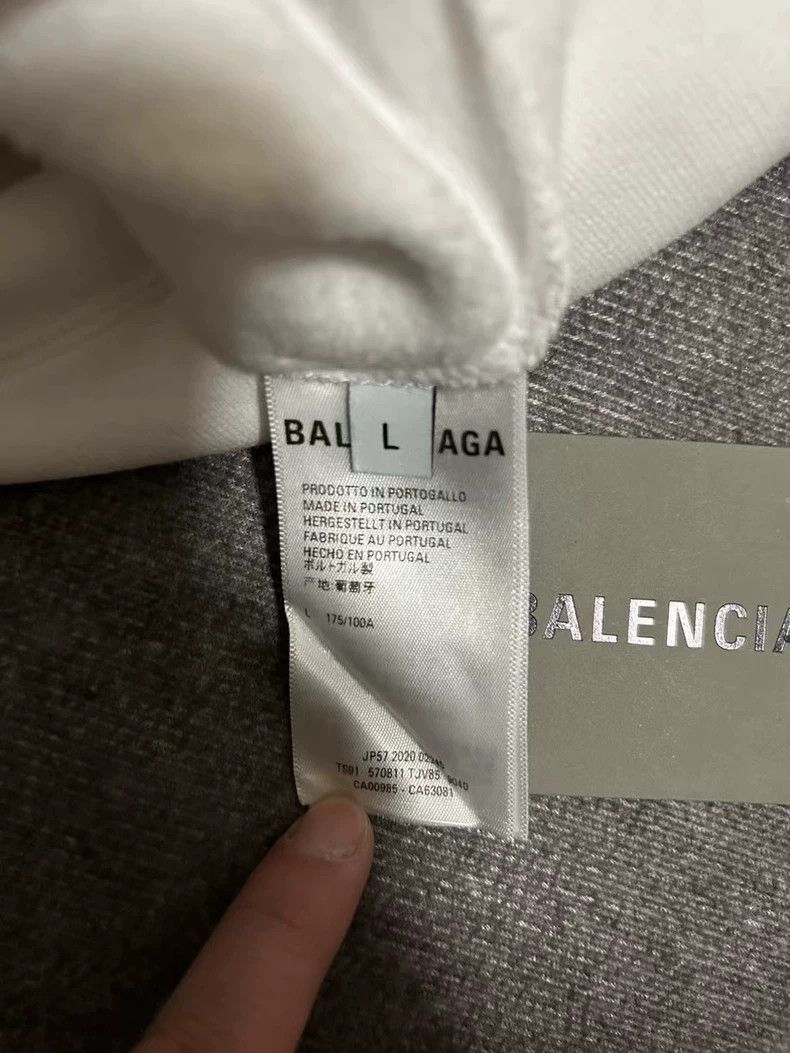 Balenciaga Balenciaga Sweater white letter small logo long sleeve hoo Size US L / EU 52-54 / 3 - 4 Thumbnail