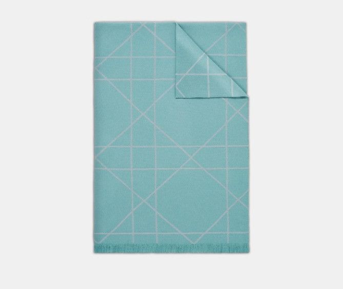 Dior o1w1db10425 HYP01PC Size: OS / Blanket in Turquoise Size ONE SIZE - 5 Thumbnail