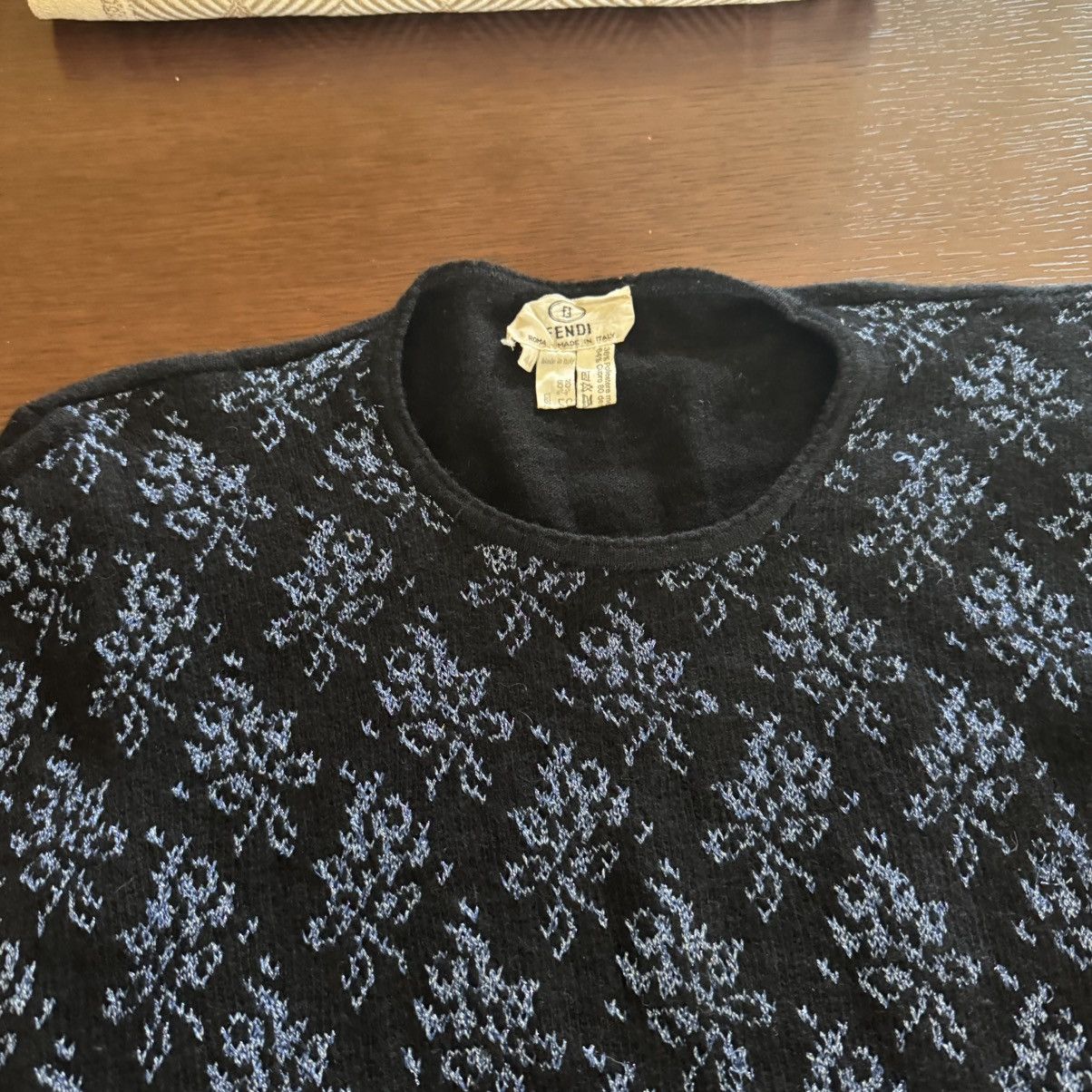 Fendi Vintage 70s/80s Fendi Sweater Size M / US 6-8 / IT 42-44 - 2 Thumbnail