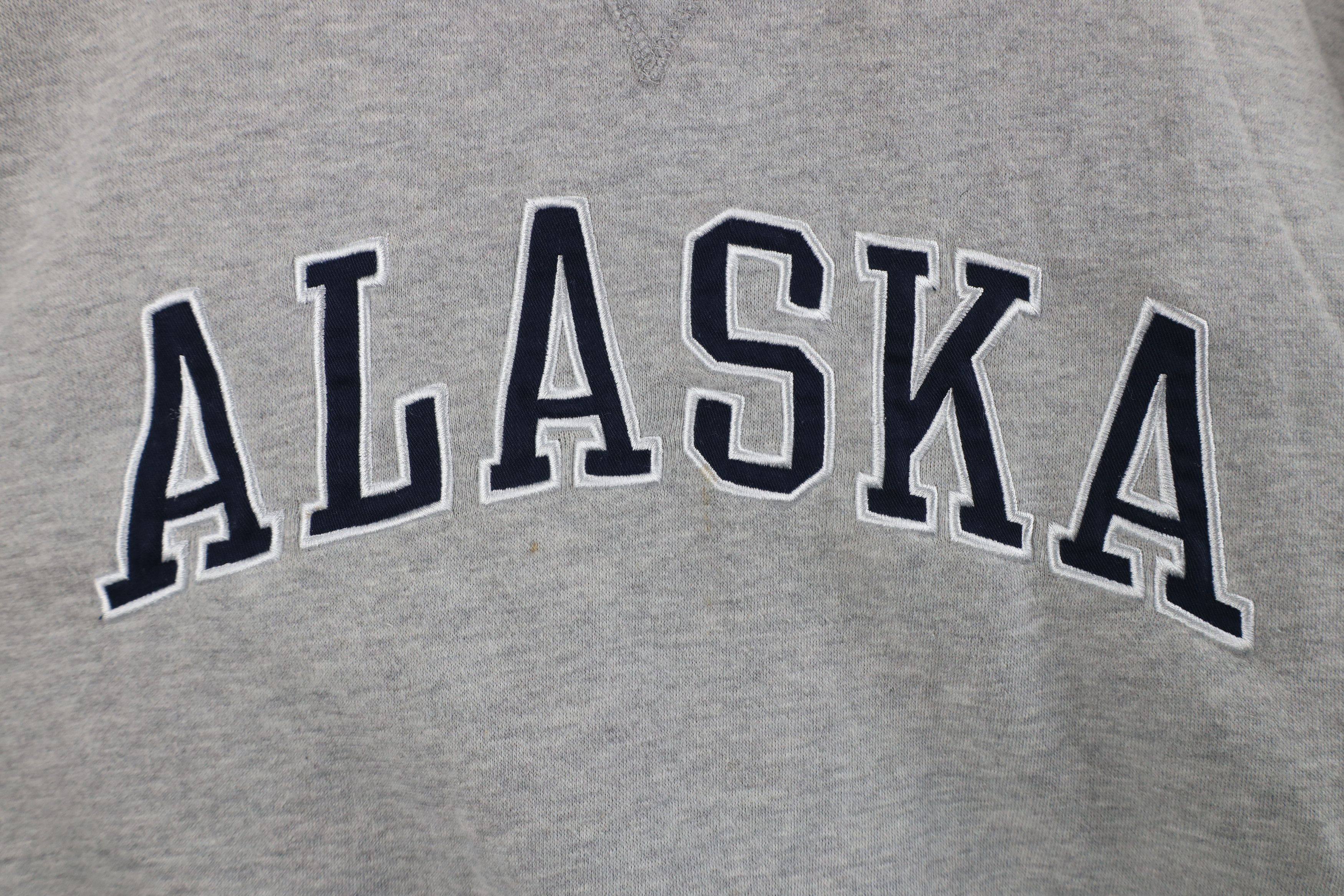 Vintage Vintage 90s Y2K Streetwear Spell Out Alaska Sweatshirt Size US M / EU 48-50 / 2 - 4 Thumbnail