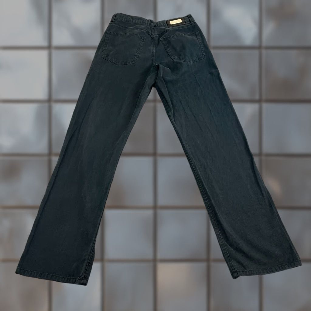 Hugo Boss Hugo Boss Jeans Regular Straight 28 32 Dark Black Lightweight VTG Preppy Mens Jeans Size US 28 / EU 44 - 1 Thumbnail