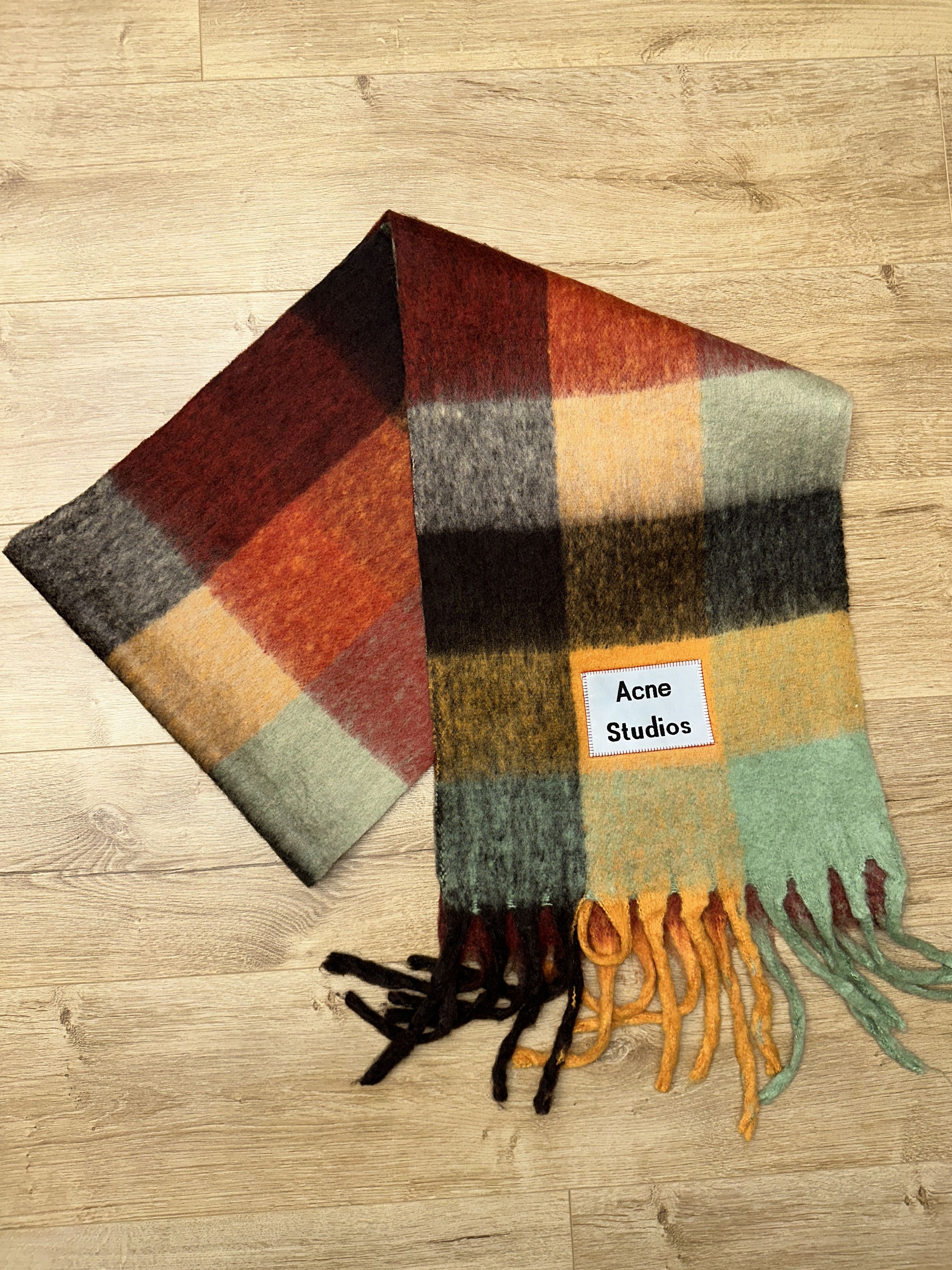 Acne Studios Acne Studios Check Wool Mohair Scarf Unisex 250cm Size ONE SIZE - 8 Thumbnail