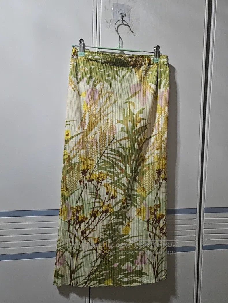 Issey Miyake Issey Miyake size:5 Pleated Printed Midi Skirt Size 42" / US 20 - 1 Thumbnail
