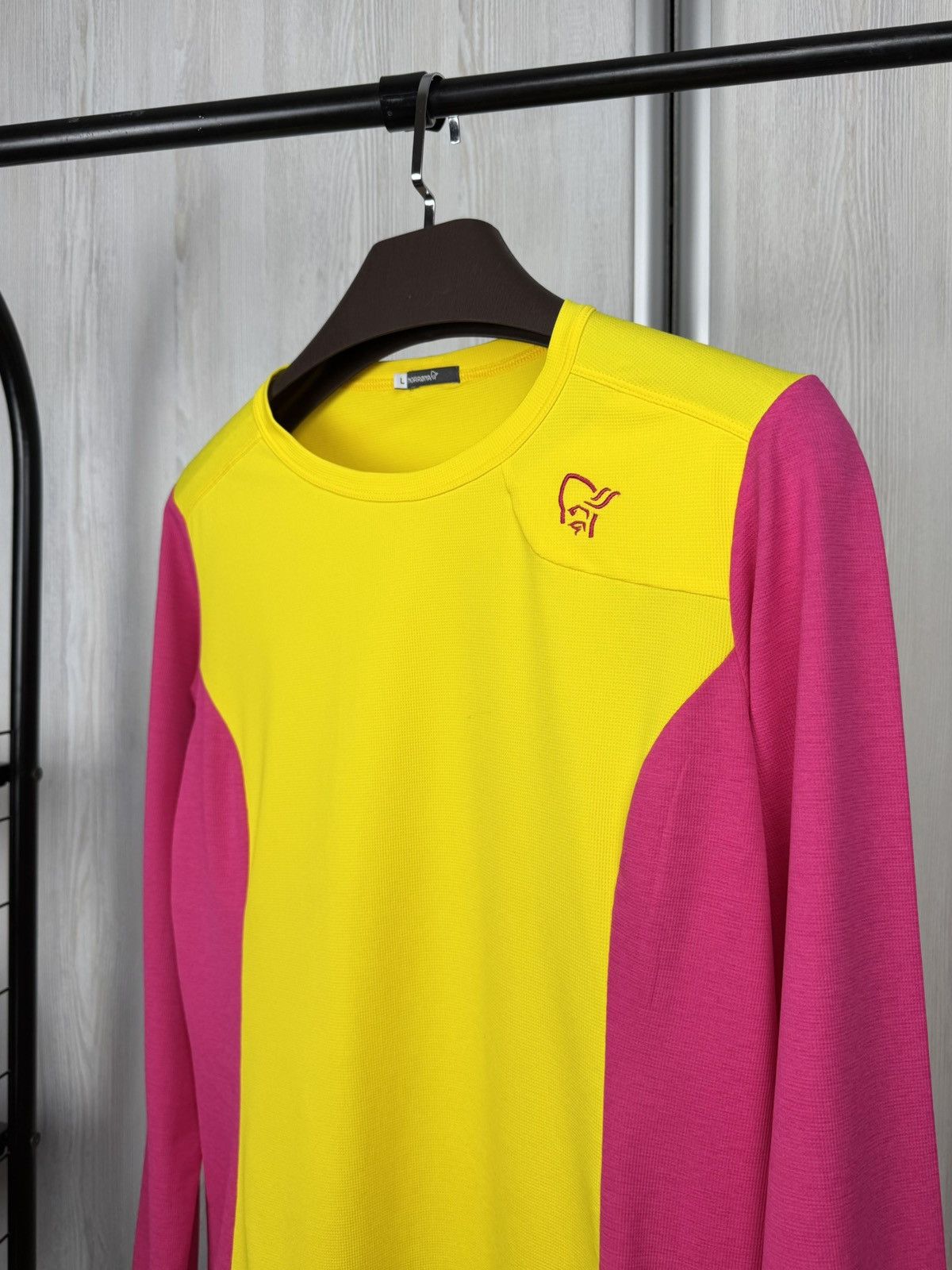 Norrona Norrøna Fjørå Equaliser Lightweight Long Sleeve Top Size L Size L / US 10 / IT 46 - 6 Thumbnail