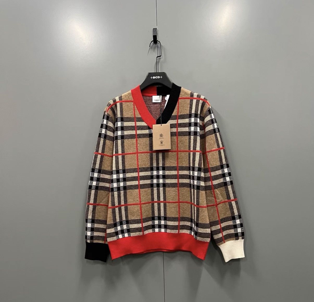 Burberry Burberry Color-block Check Jacquard Knitwear J41 Size US S / EU 44-46 / 1 - 1 Thumbnail