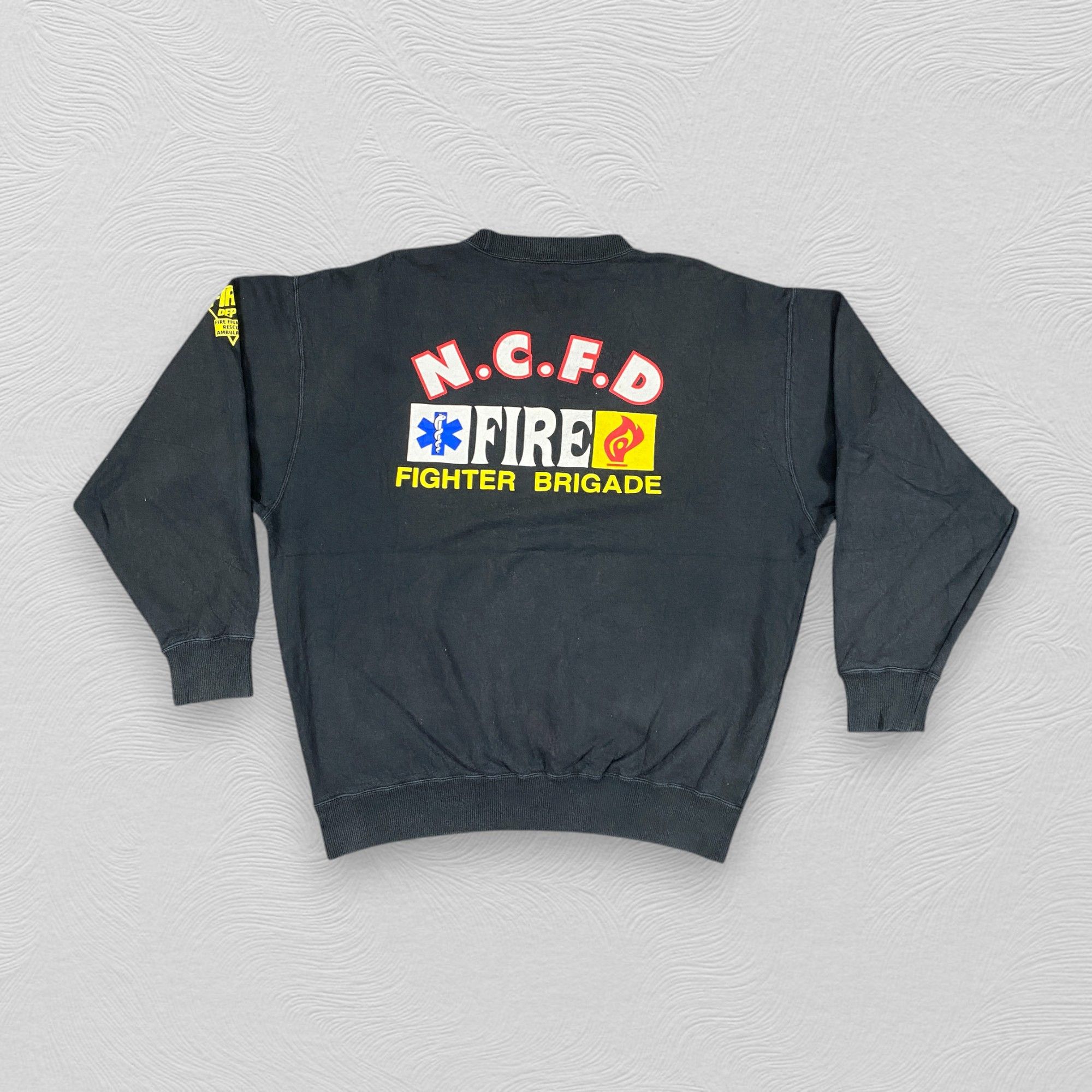 Vintage Vintage N.C.F.D Fire Fighter Brigade Sweatshirt -SW159 Size US L / EU 52-54 / 3 - 1 Thumbnail