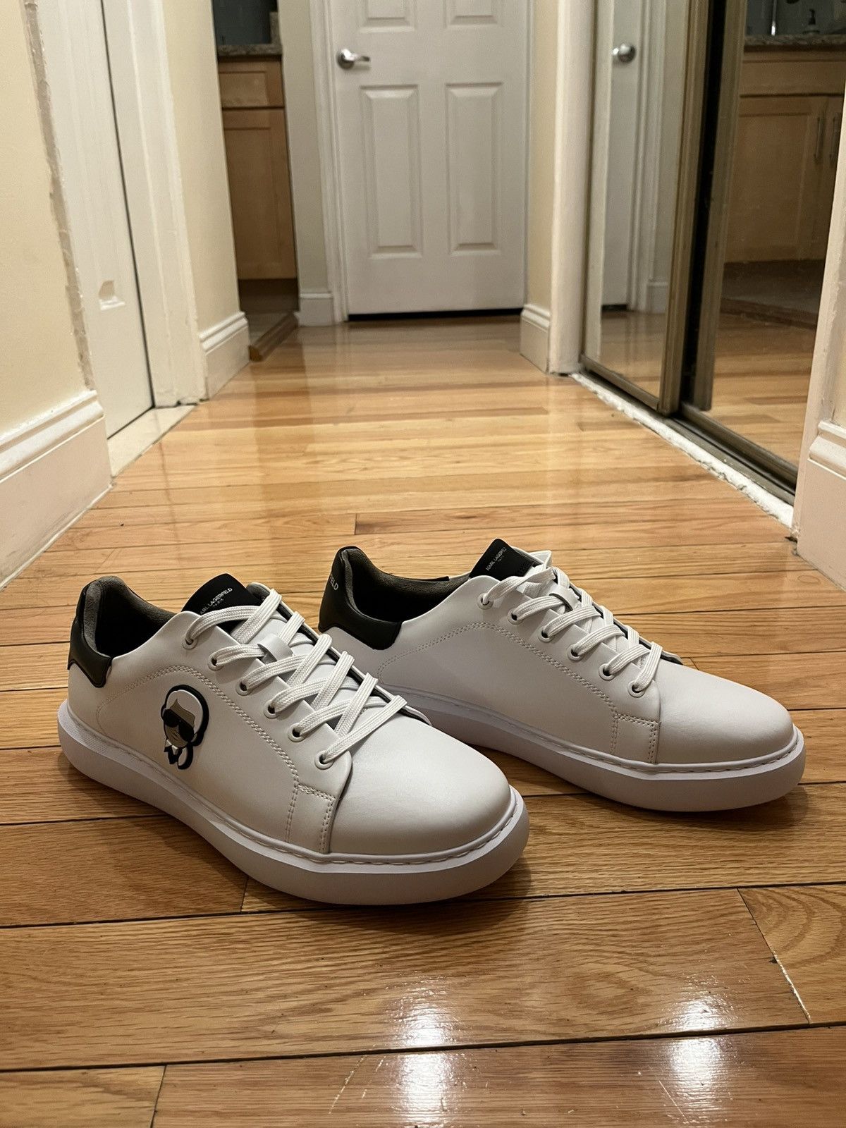 Karl Lagerfeld [BRAND NEW] Karl Lagerfeld sneakers - Low top white leather Size US 12 / EU 45 - 1 Thumbnail