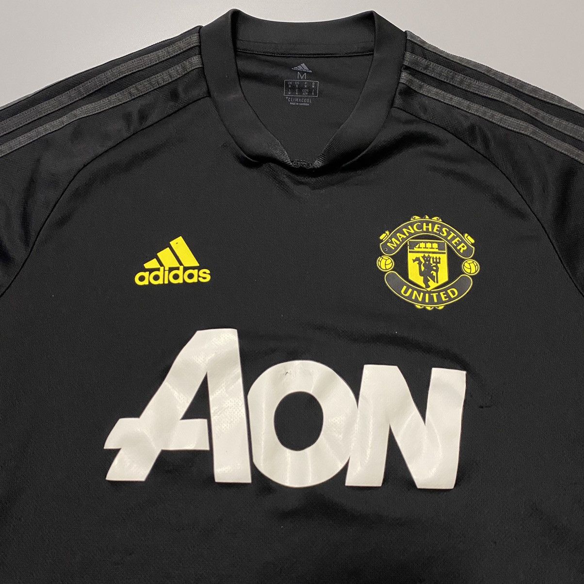 Adidas Manchester United Training Jersey 2019 Size M Black Football Size US M / EU 48-50 / 2 - 2 Thumbnail