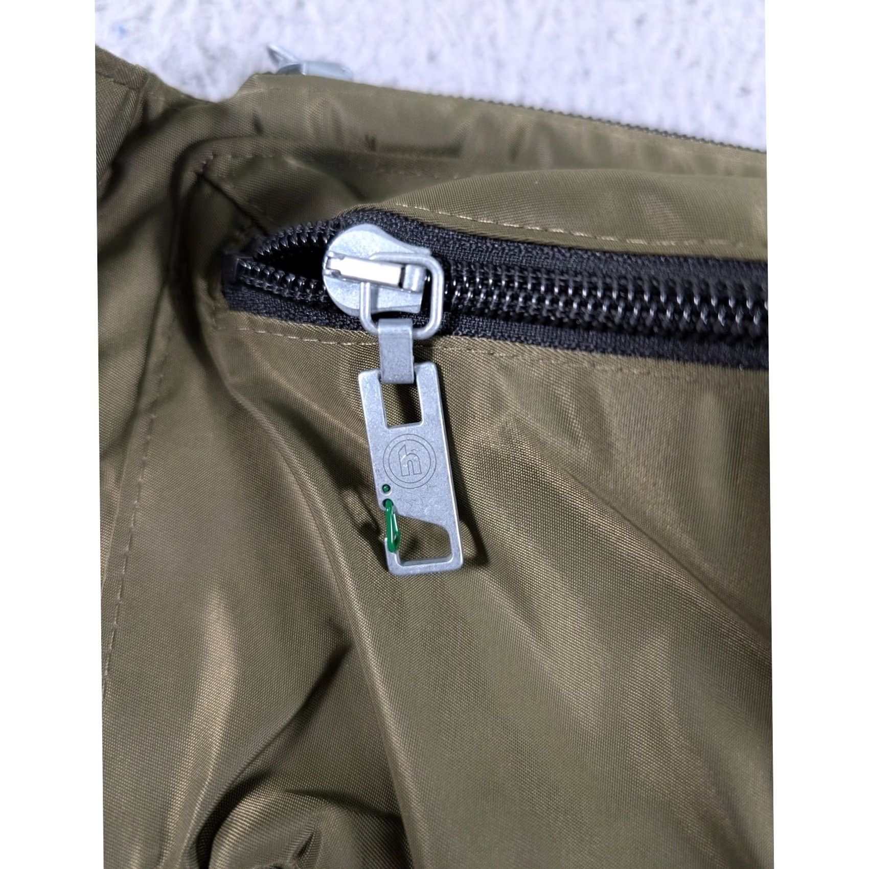 Vintage Hidden NY Shotta Bag V2 Olive Waist Pack Mens One Size Adjustable Travel Hiking Bag Style Belt Bag & Fanny Pack Green Size ONE SIZE - 5 Thumbnail