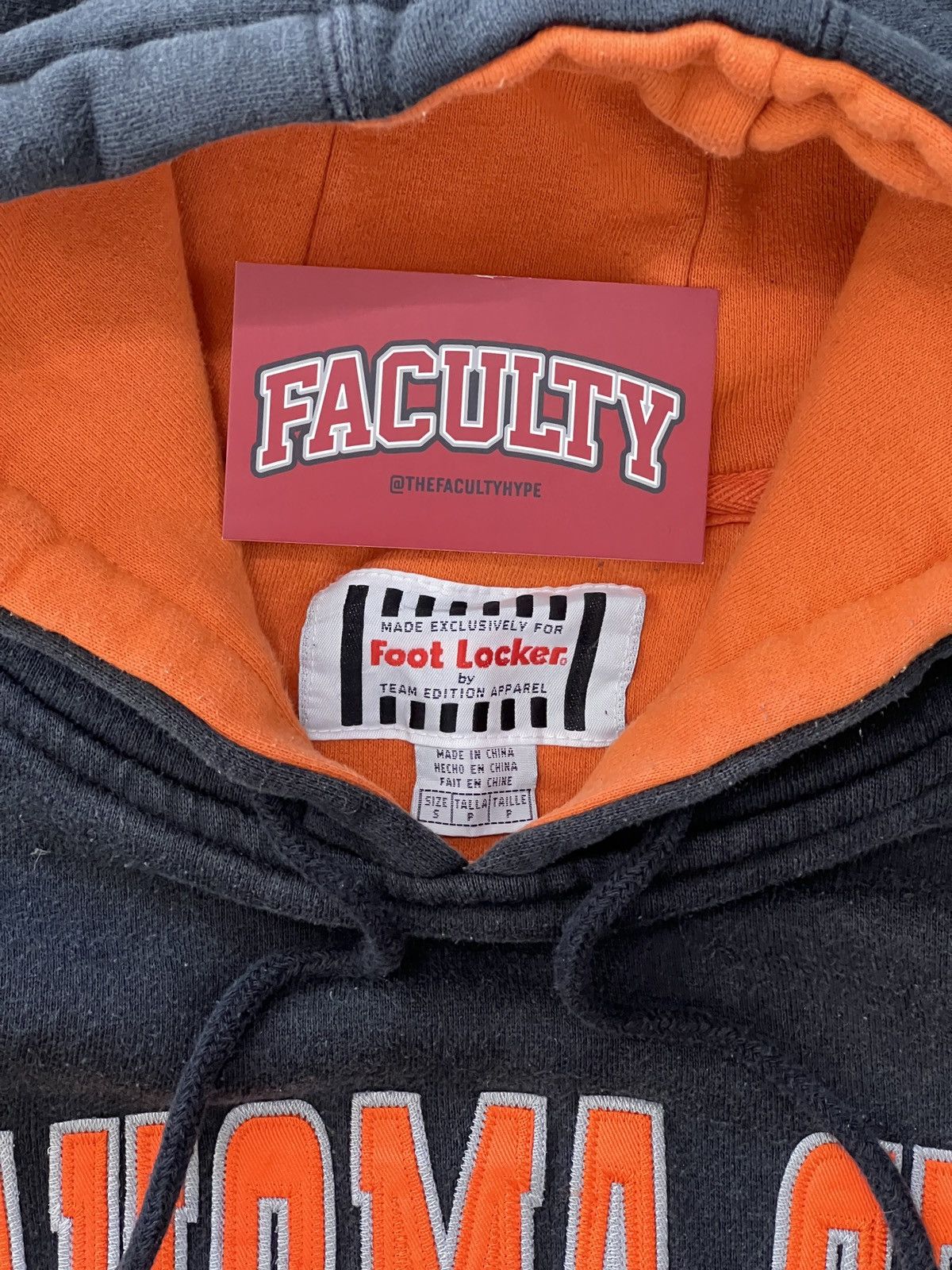 NCAA Vintage Foot Locker Oklahoma State University Hoodie Small Size US S / EU 44-46 / 1 - 3 Thumbnail