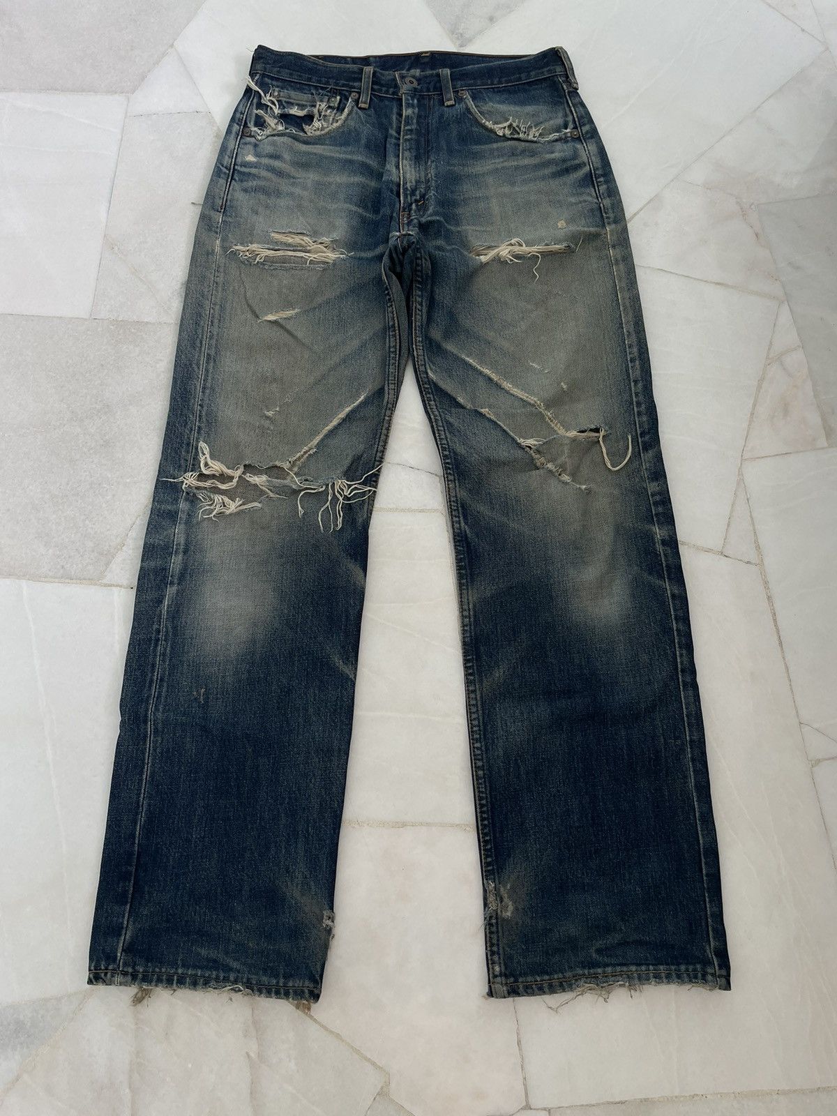 Levi's × Vintage VINTAGE 90s LEVIS THRASHED & DISTRESSED JEANS Size US 31 - 3 Thumbnail
