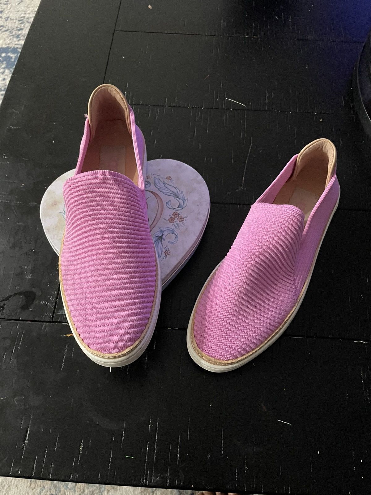 Ugg Slip-On Sneaker Size US 8 / IT 38 - 3 Thumbnail