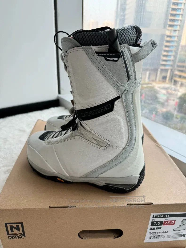 Anonymous Club Nitro Team TLS Snowboard Boots White. Size US 7 / EU 40 - 3 Thumbnail