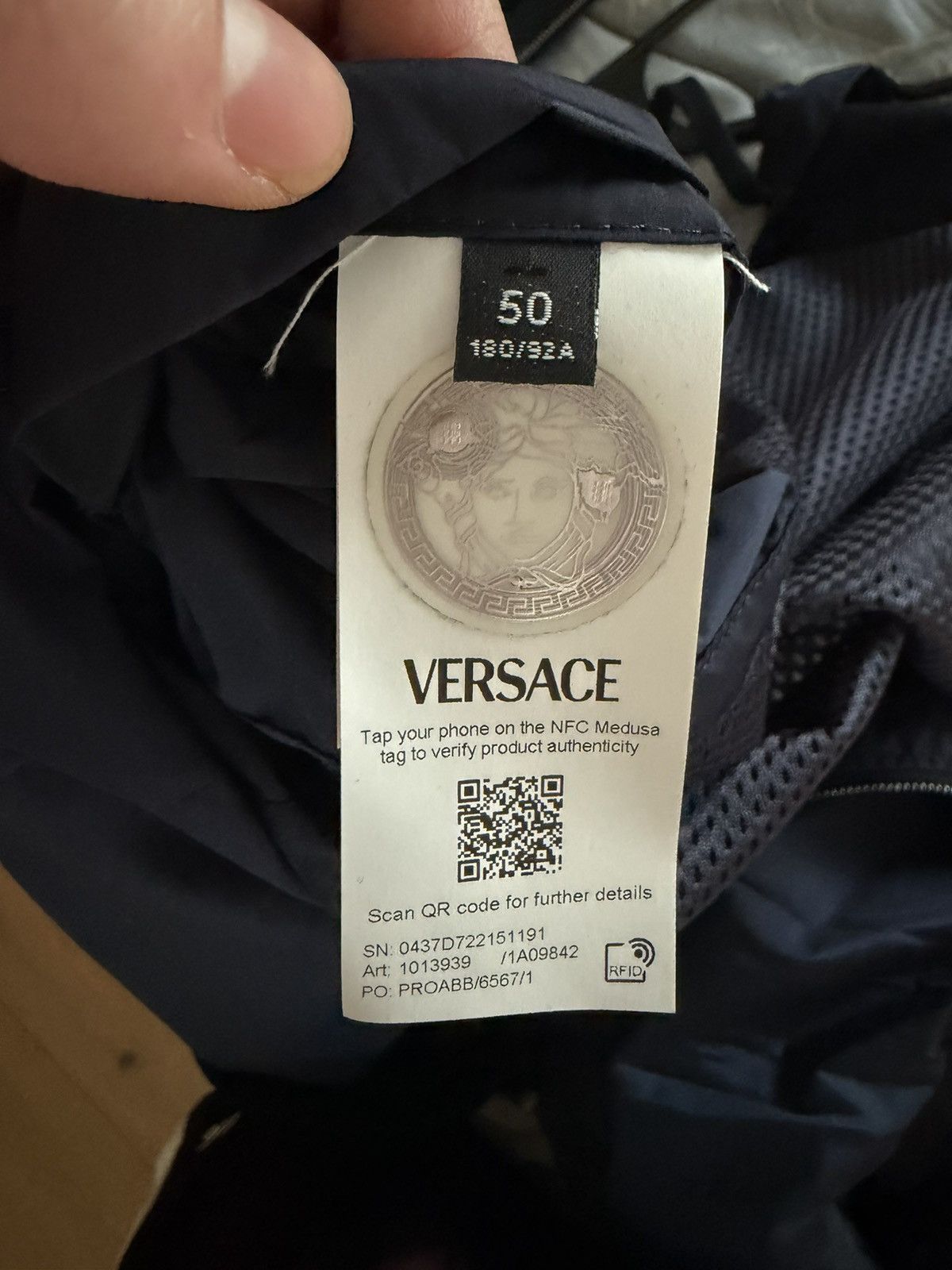 Versace Versace Graphic Nylon Windbreaker Hooded Jacket Size US M / EU 48-50 / 2 - 5 Thumbnail