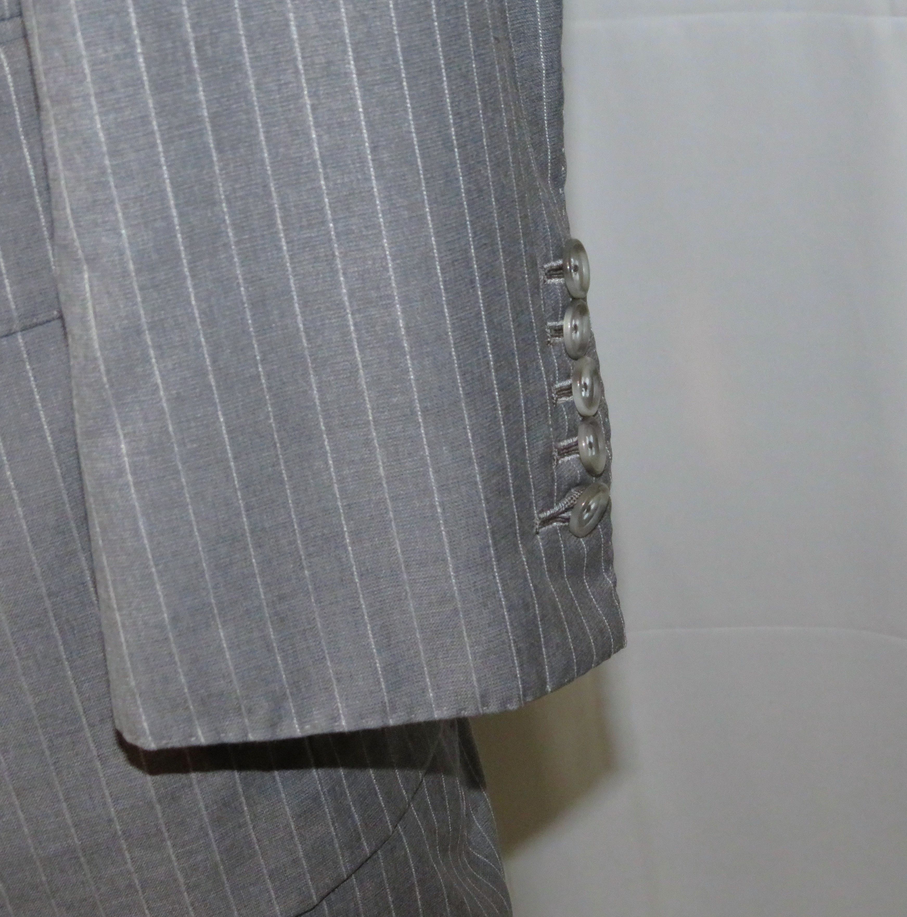 Tom Ford Shelton Gray Stripe Current Two Button Suit 40R Size 40R - 9 Thumbnail